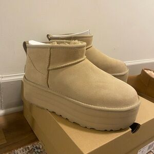 UGG mustard seed platform ultra mini